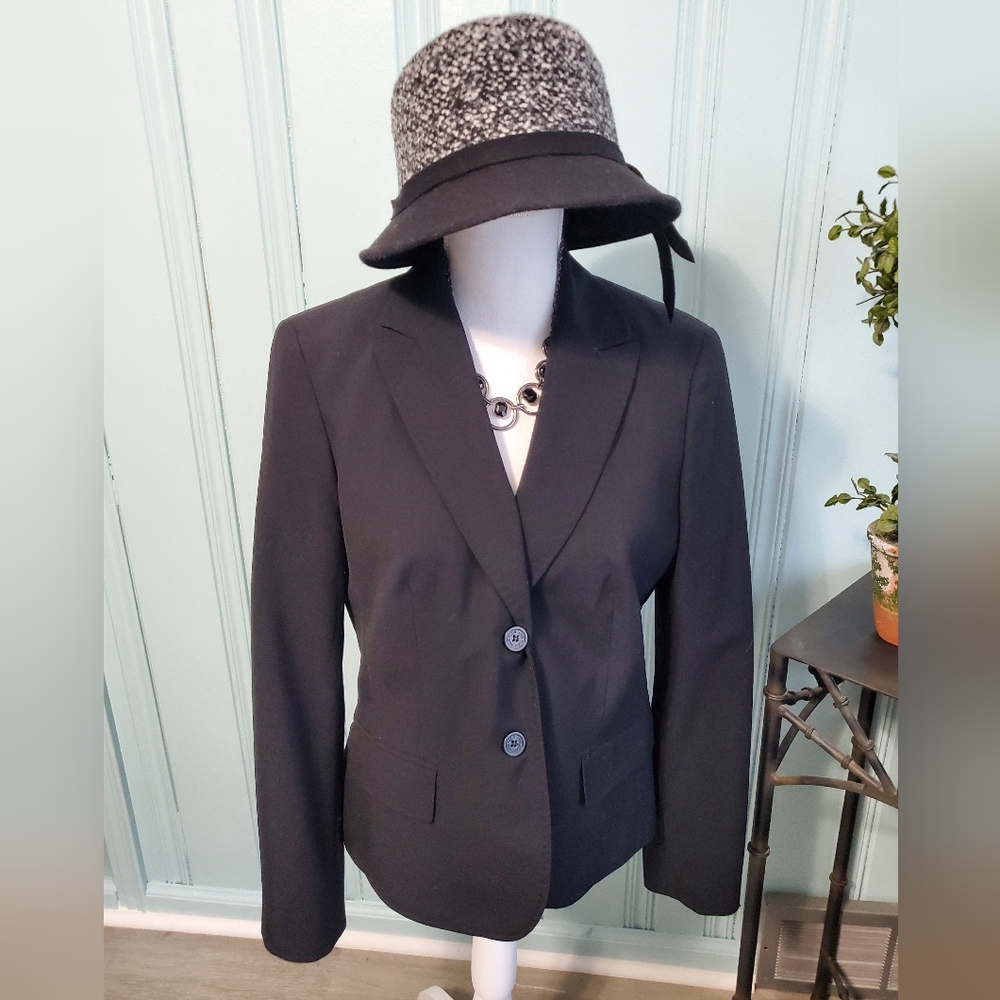 Beautiful Black Single-Breasted Jacket Anne Klein Size 10